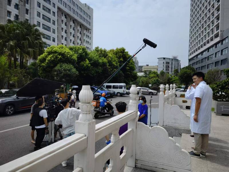 宜黄县广告片拍摄公司低成本实现高规格制作的诀窍